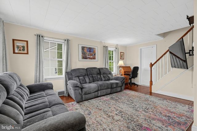 104 HARRON AVE, Hightstown, NJ 08520