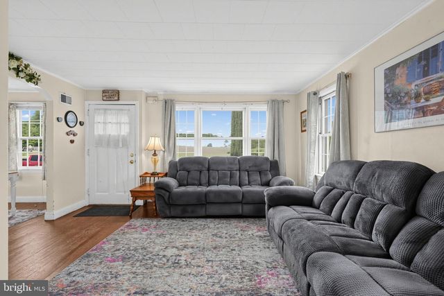104 HARRON AVE, Hightstown, NJ 08520