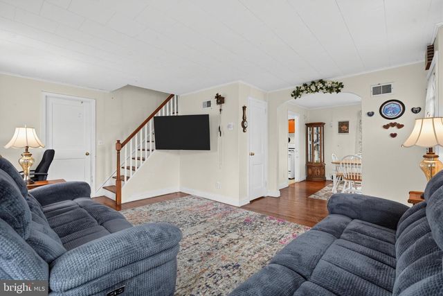 104 HARRON AVE, Hightstown, NJ 08520