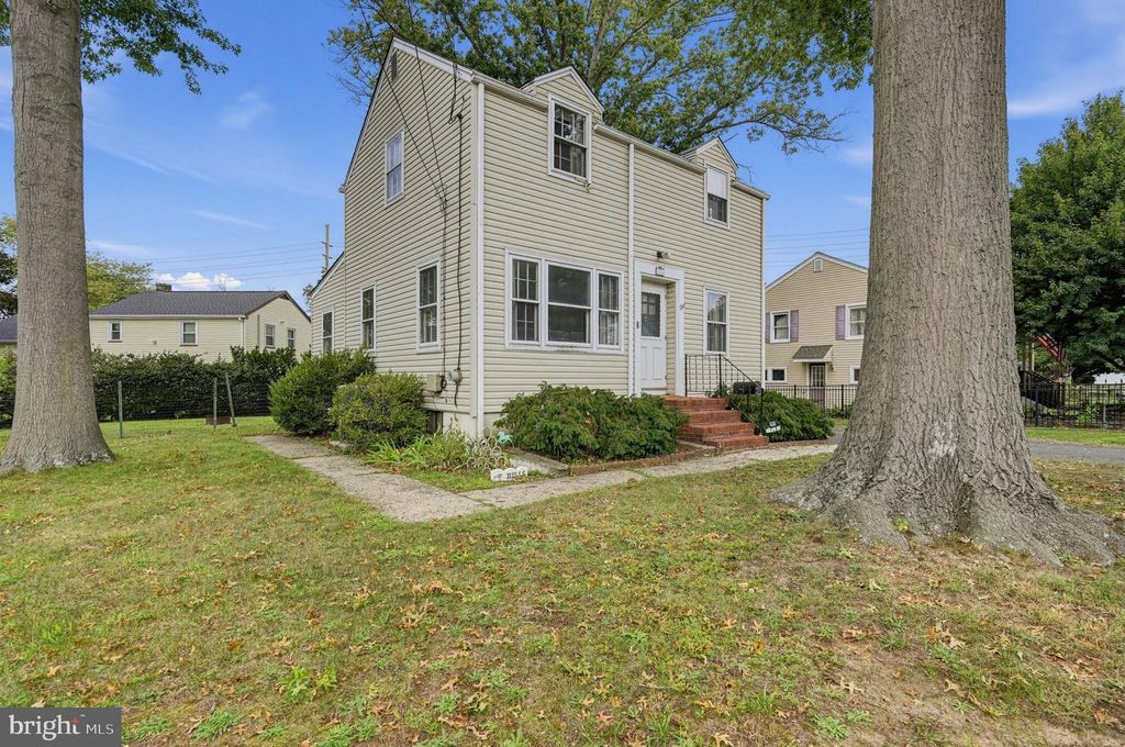 104 HARRON AVE, HIGHTSTOWN, NJ 08520 — photo 3