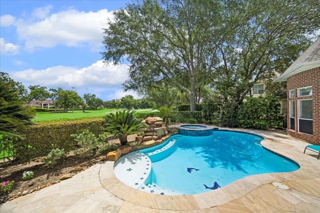 3319 Oakland Drive, Sugar Land, TX 77479