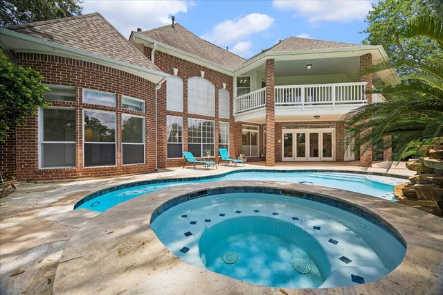 3319 Oakland Drive, Sugar Land, TX 77479