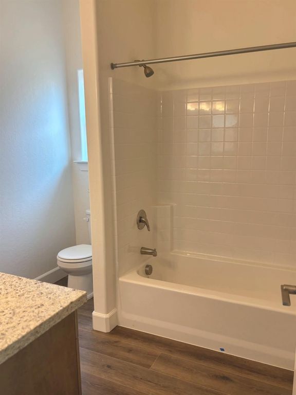Image 7 of property listing at 3813 Via Capitola, Madera, CA 93637