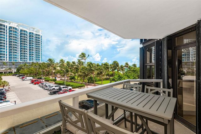 6423 Collins Ave 309, Miami Beach, FL 33141
