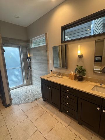 2113 Barbaro Way WAY 17, Spicewood, TX 78669