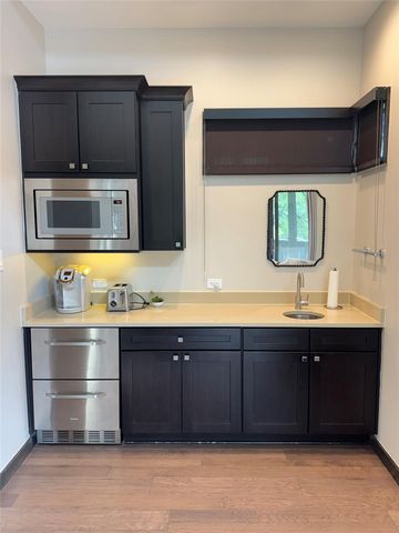 2113 Barbaro Way WAY 17, Spicewood, TX 78669