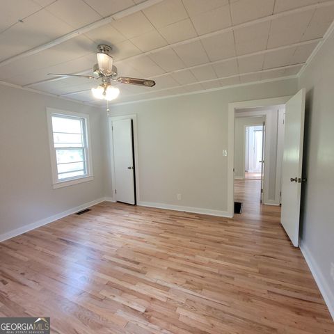 215 Poplar Circle, Lagrange, GA 30241