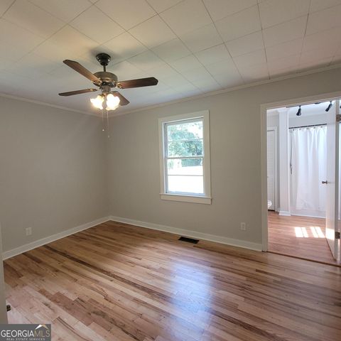 215 Poplar Circle, Lagrange, GA 30241