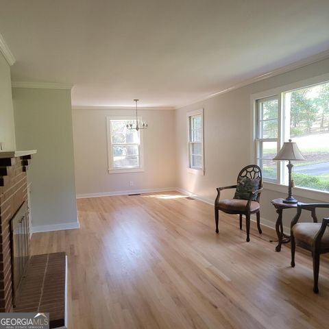 215 Poplar Circle, Lagrange, GA 30241