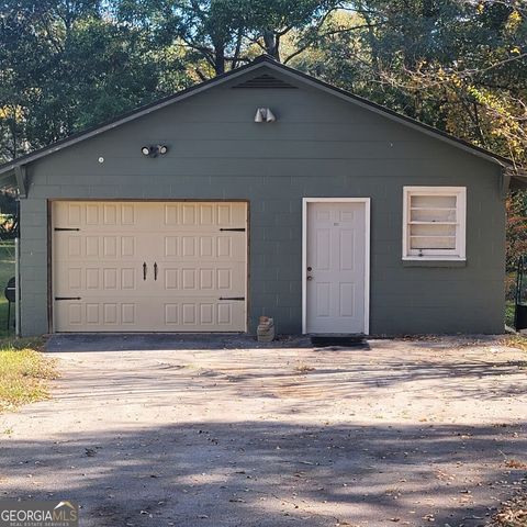 215 Poplar Circle, Lagrange, GA 30241