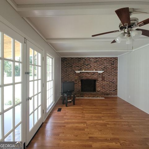 215 Poplar Circle, Lagrange, GA 30241