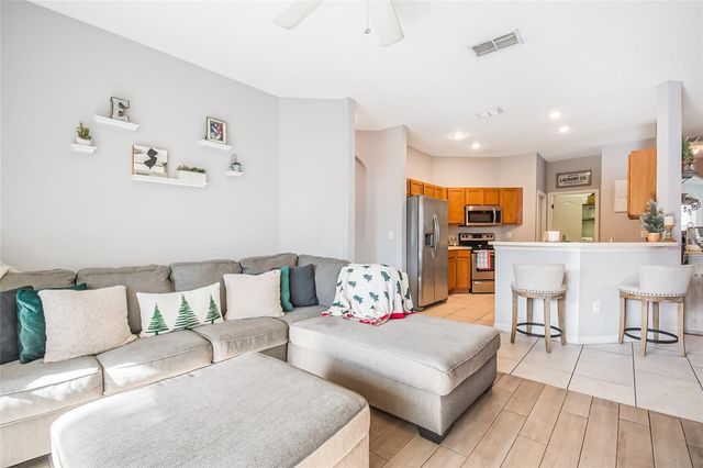 918 MAGNOLIA BLOSSOM COURT, Apopka, FL 32712