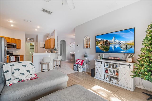 918 MAGNOLIA BLOSSOM COURT, Apopka, FL 32712