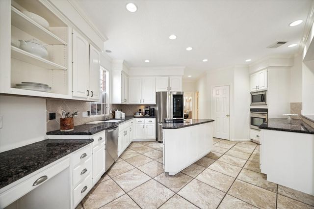 1511 Forest Bend Drive, Sugar Land, TX 77479