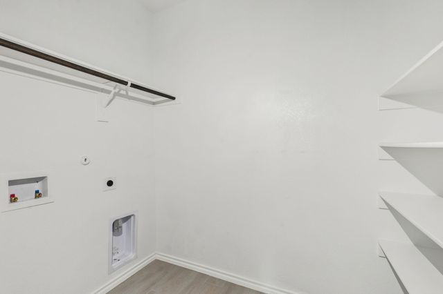 968 Ravenwood Lane, Van Alstyne, TX 75495