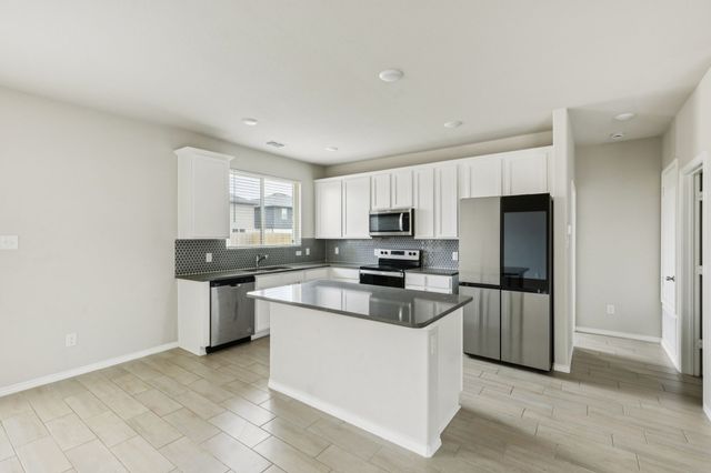 968 Ravenwood Lane, Van Alstyne, TX 75495