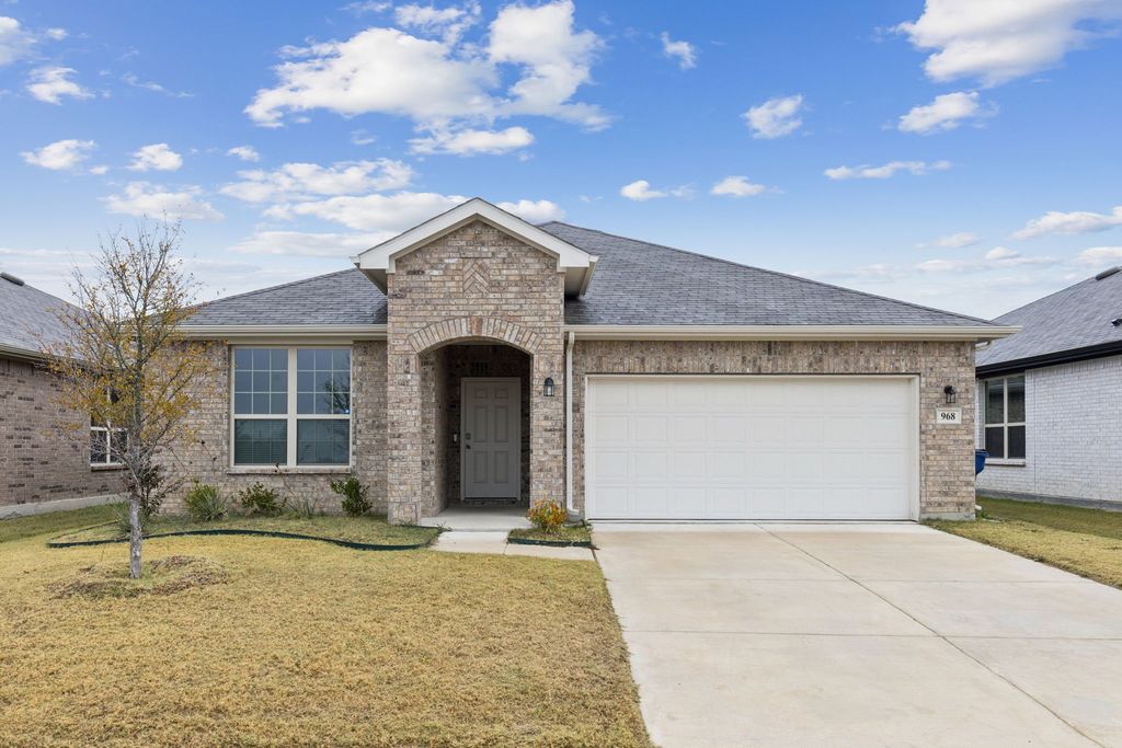968 Ravenwood Lane, Van Alstyne, TX 75495