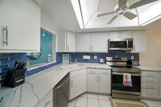 3705 E BAY DRIVE 115, Holmes Beach, FL 34217