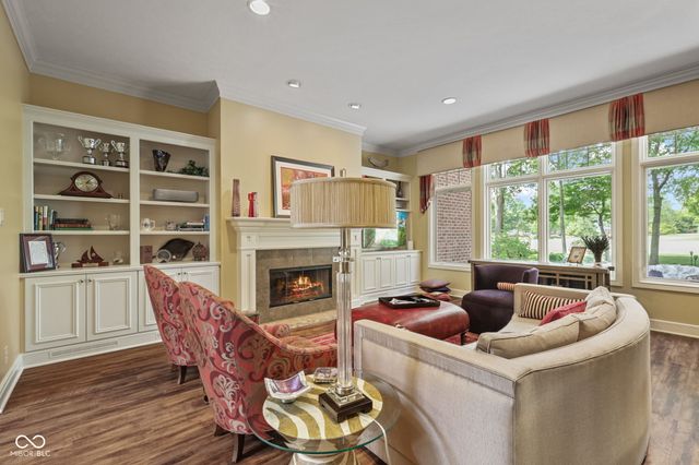 15648 Hawks Way, Carmel, IN 46033