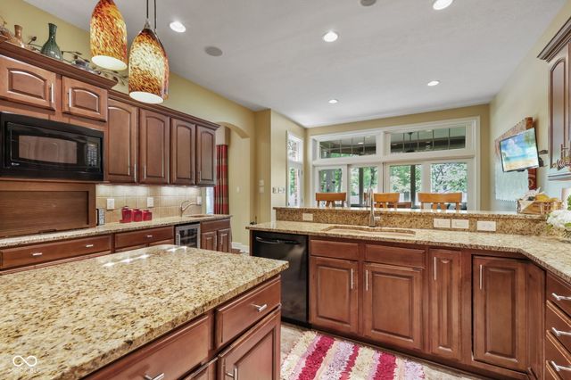 15648 Hawks Way, Carmel, IN 46033