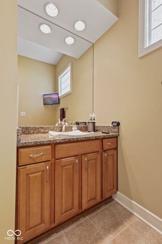 15648 Hawks Way, Carmel, IN 46033