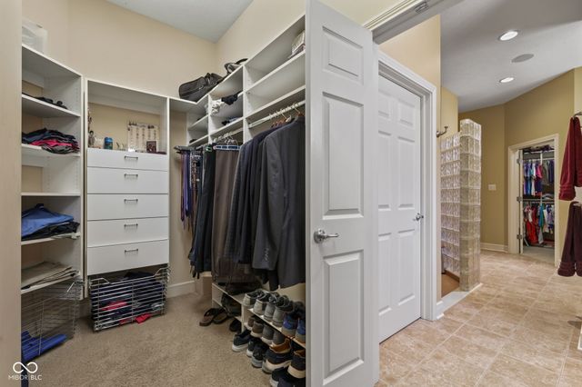 15648 Hawks Way, Carmel, IN 46033