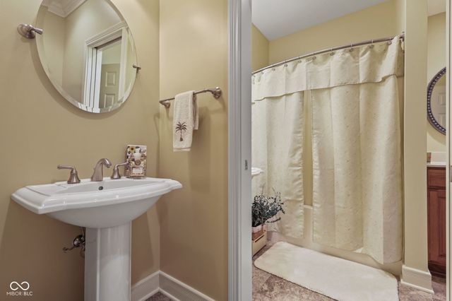 15648 Hawks Way, Carmel, IN 46033
