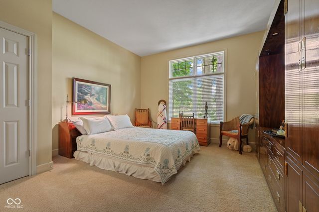 15648 Hawks Way, Carmel, IN 46033