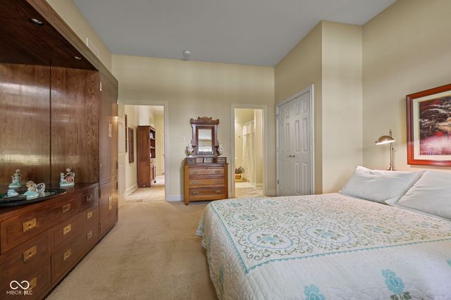 15648 Hawks Way, Carmel, IN 46033