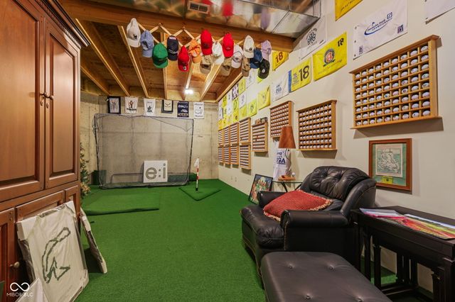 15648 Hawks Way, Carmel, IN 46033