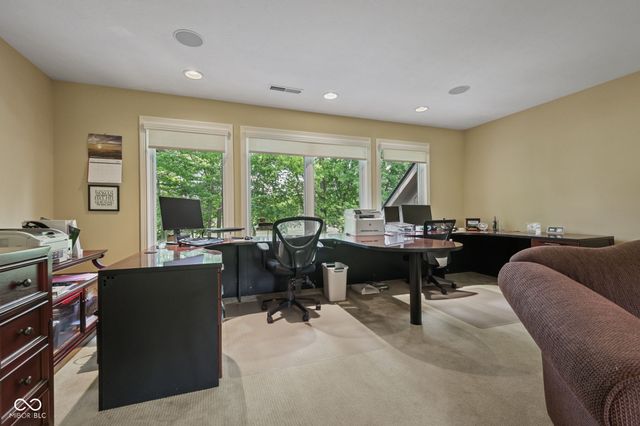 15648 Hawks Way, Carmel, IN 46033