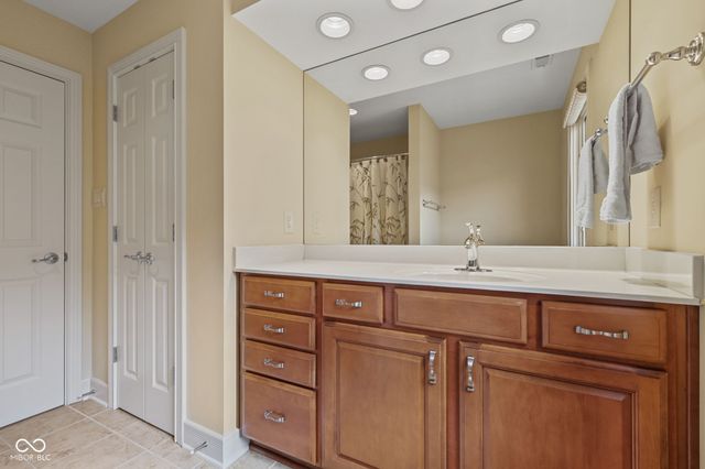 15648 Hawks Way, Carmel, IN 46033