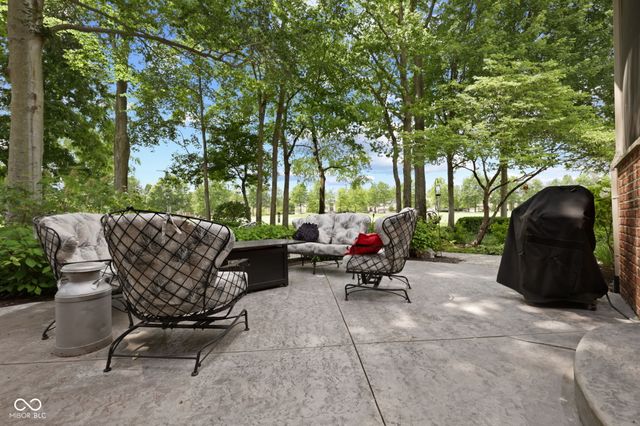 15648 Hawks Way, Carmel, IN 46033