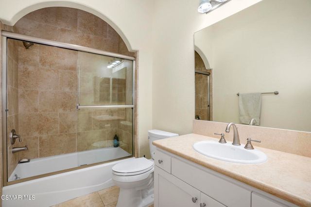 10740 Moorpark Street 304, Toluca Lake, CA 91602