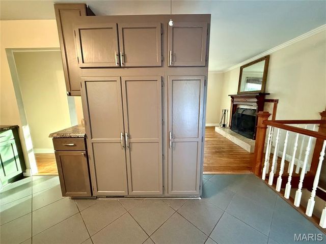 1833 San Luis Rey Parkway, Fenton, MO 63026