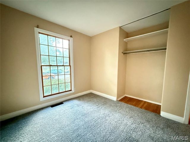 1833 San Luis Rey Parkway, Fenton, MO 63026