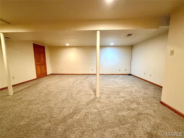 1833 San Luis Rey Parkway, Fenton, MO 63026