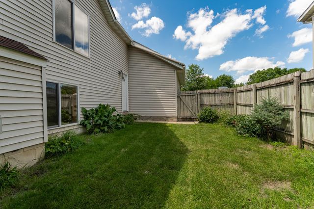 4626 Savannah Drive NW, Rochester, MN 55901