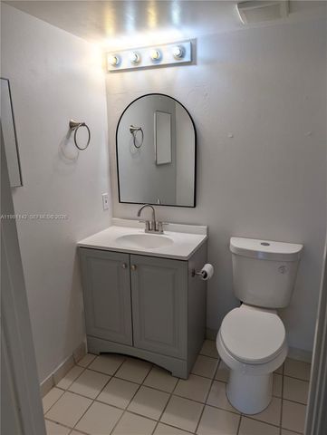 3680 N 56th Ave 827, Hollywood, FL 33021