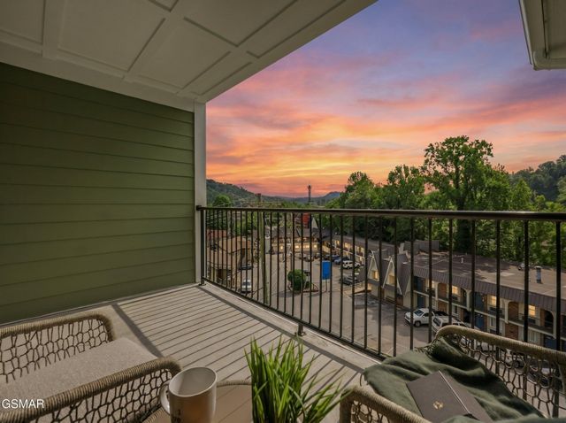 329 Ownby St Unit 1401, Gatlinburg, TN 37738