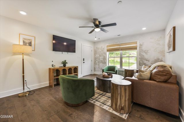 329 Ownby St Unit 1401, Gatlinburg, TN 37738