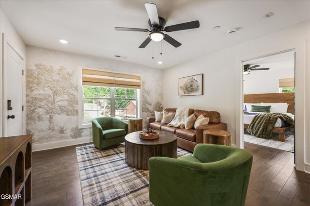 329 Ownby St Unit 1401, Gatlinburg, TN 37738