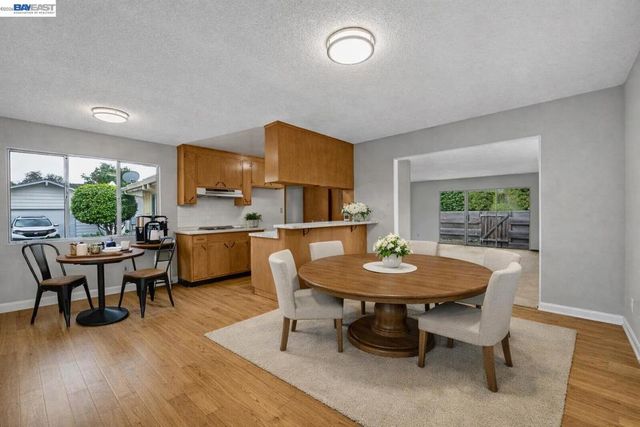 2662 Forrest Ct, Fremont, CA 94536