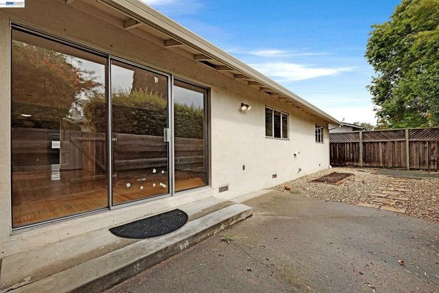 2662 Forrest Ct, Fremont, CA 94536