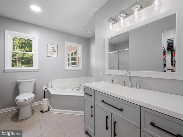 451 SHERANDO LN, Stephens City, VA 22655