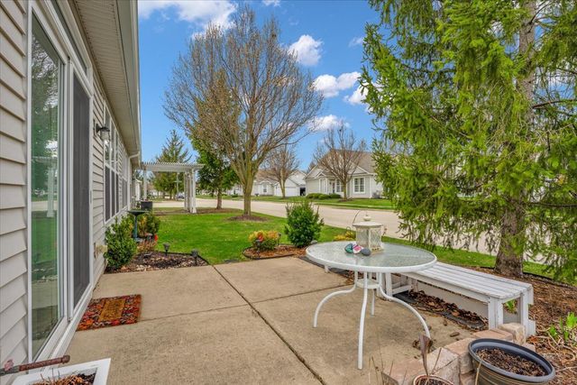 14084 Moraine Hills Drive, Huntley, IL 60142