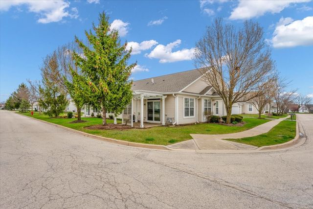 14084 Moraine Hills Drive, Huntley, IL 60142