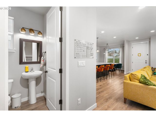 18103 Ne 46TH Ave, Vancouver, WA 98686