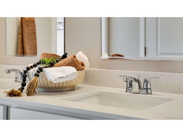 28227 E 4th Pl, Watkins, CO 80137