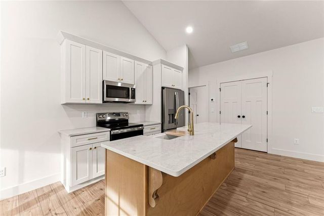 477 Thomason Road, Cleveland, GA 30528